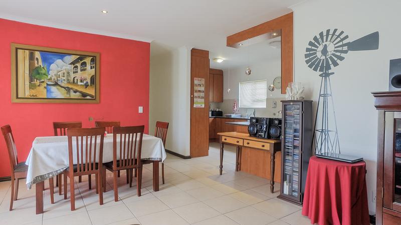 To Let 4 Bedroom Property for Rent in Windsor Park Western Cape